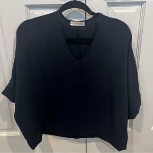 Jolie navy top